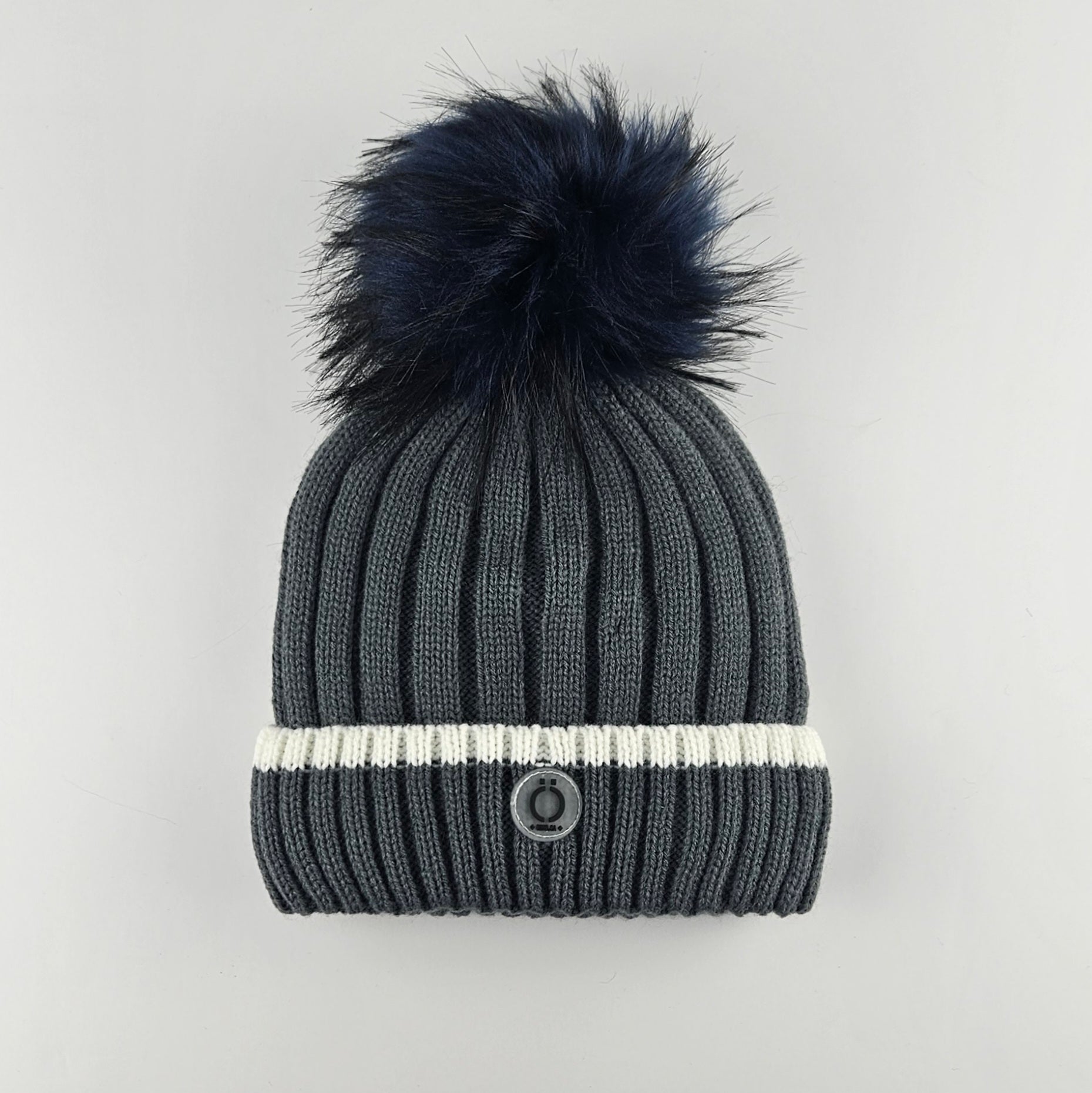 Grey Stripe Tuque-3