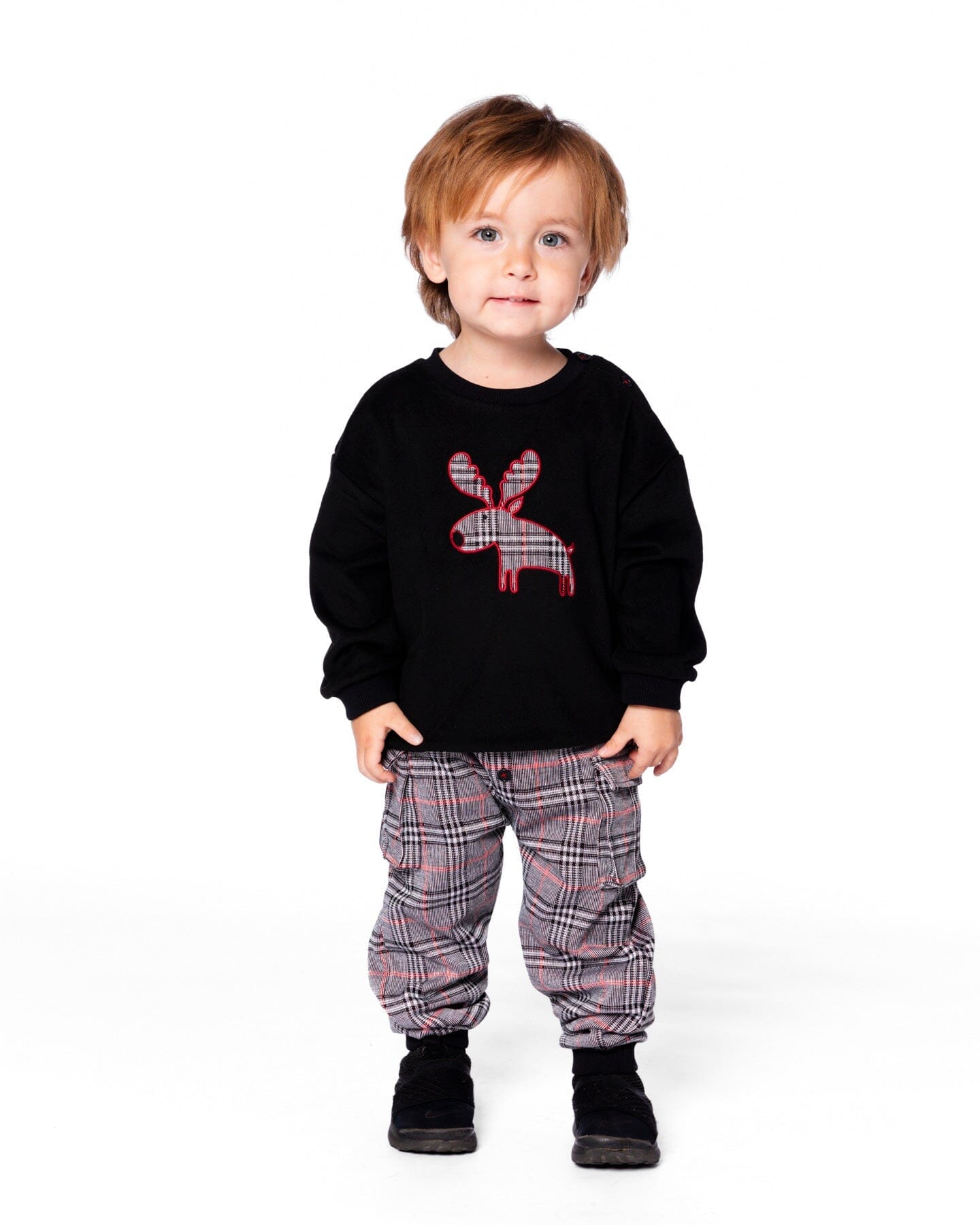 Sweater And Cargo Pants Set Black With Moose Applique-1